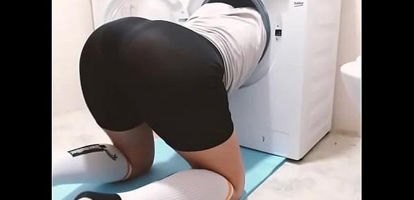  Stepsister got stuck in the washing machine. Homemade video!